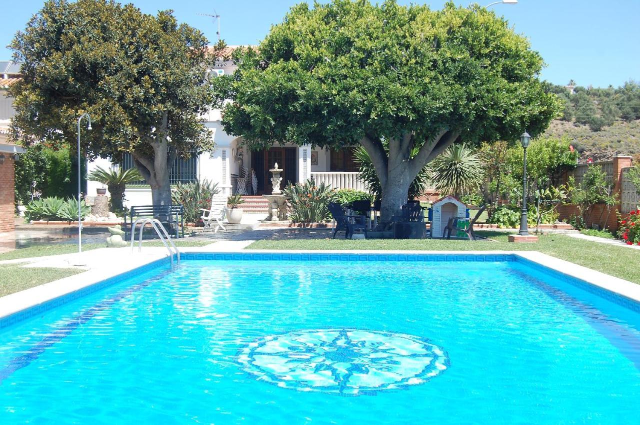 Villa Maria Teresa Benajarafe Exterior photo