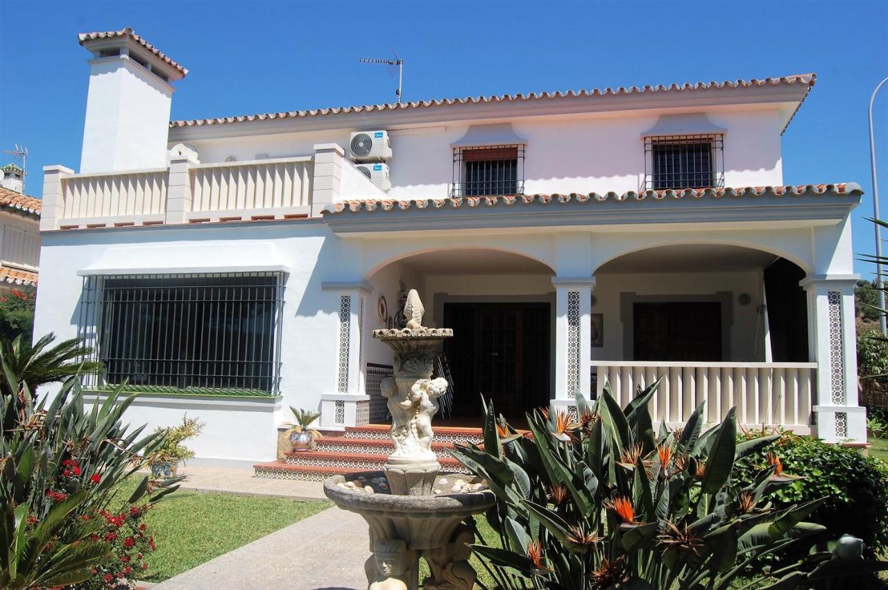 Villa Maria Teresa Benajarafe Exterior photo
